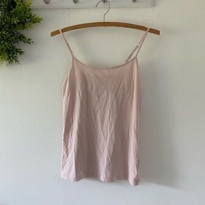 Light pink Maison Jules tank top size small.